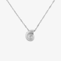 Seashell Pendant Necklace